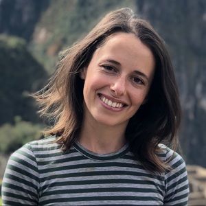 Meet your Posher, Maya